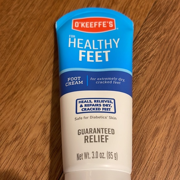 Ser of 3 Foot Cream, Lip Balm Relief for extremely Dry Cracked Skin O’Keeffe’s - Picture 4 of 6